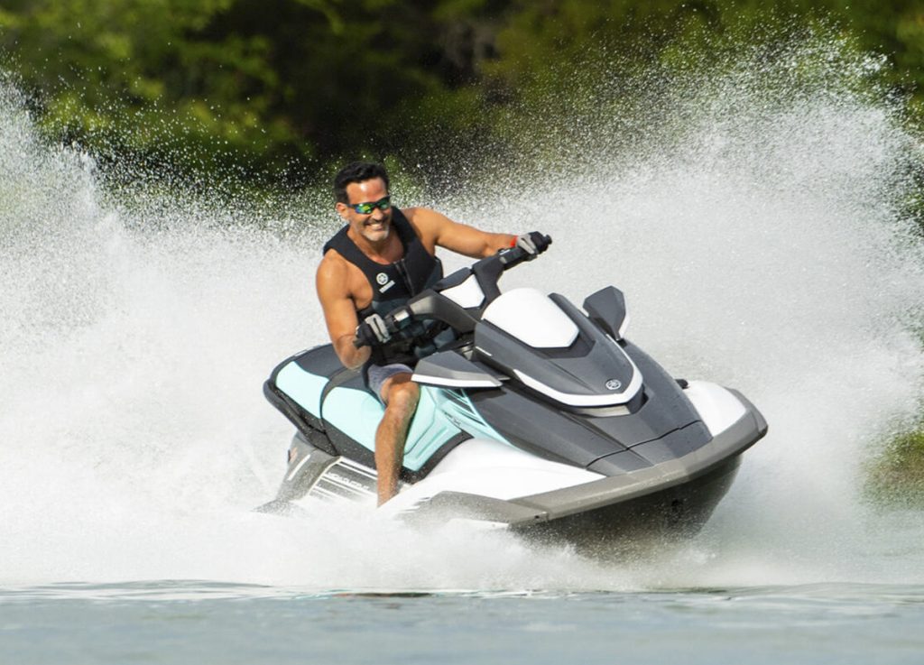 Jet-Ski-Rental-1-boat rentals boatter.com